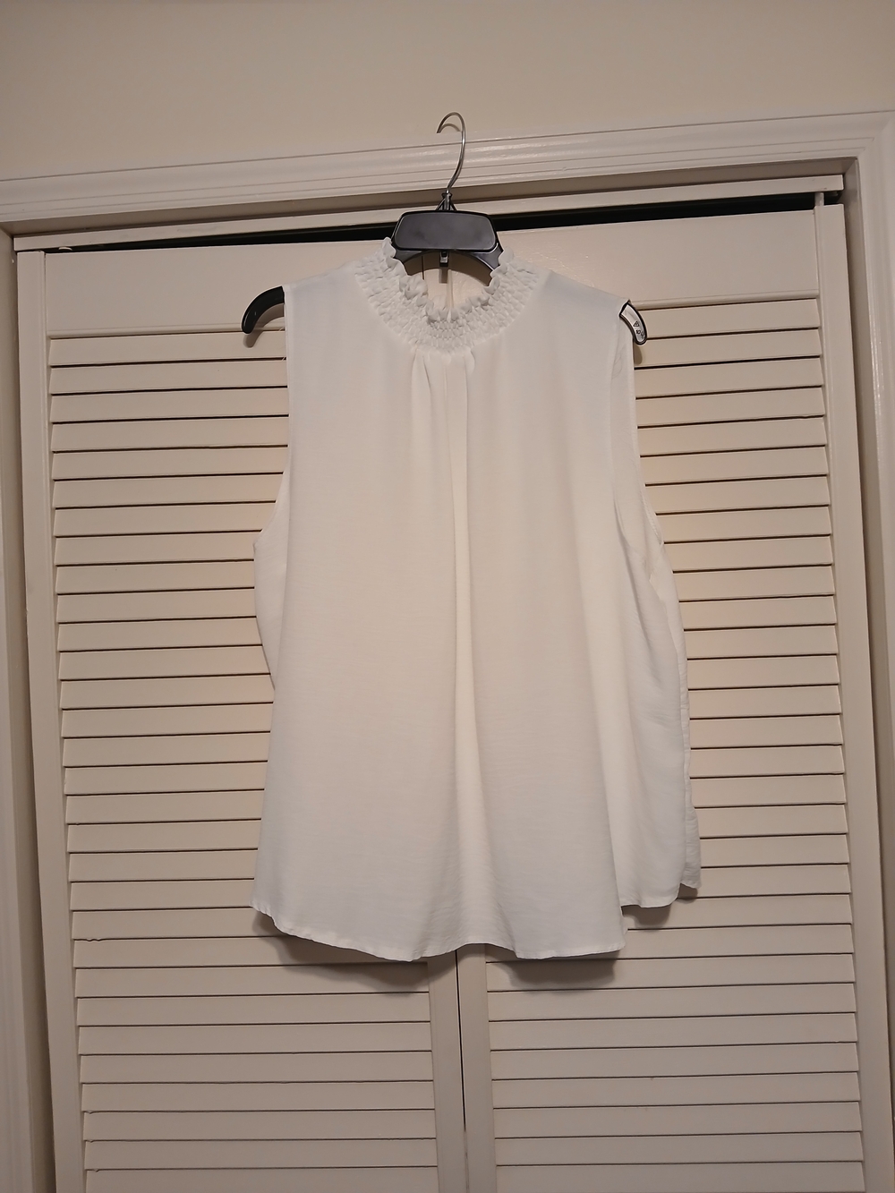 NY Invasion Ruffled Mock-Neck White Top